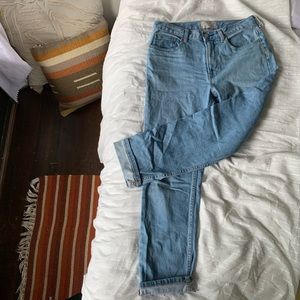 🦋 Everlane Boyfriend Light Wash Jeans 🦋